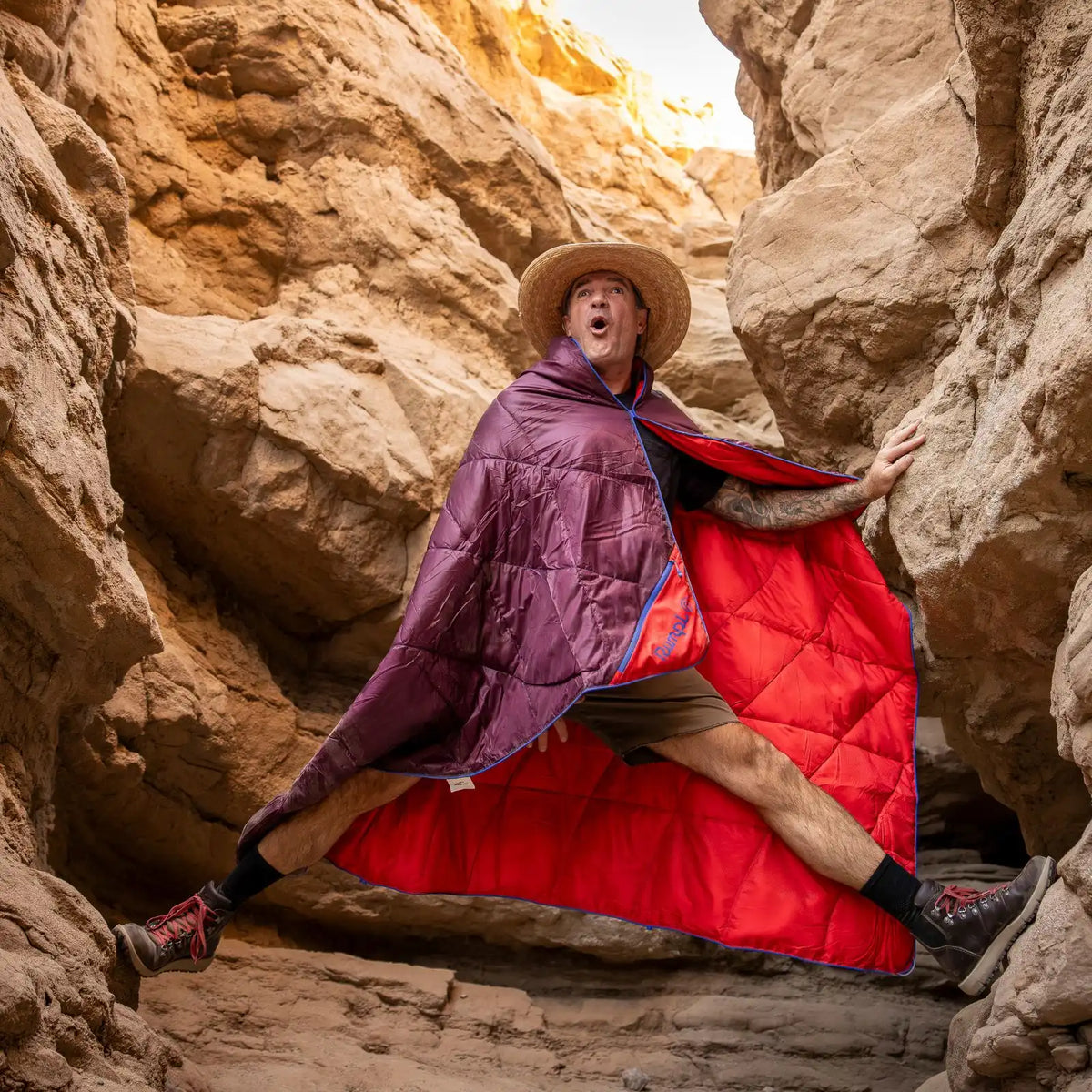 Backcountry Puffy Blanket - Fig Red