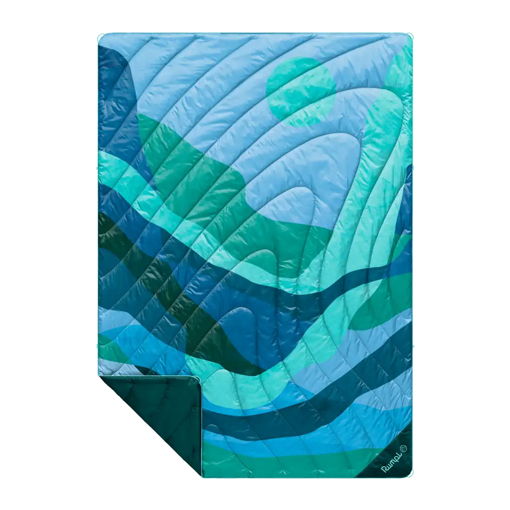 Original Puffy Blanket - Valley Seascape